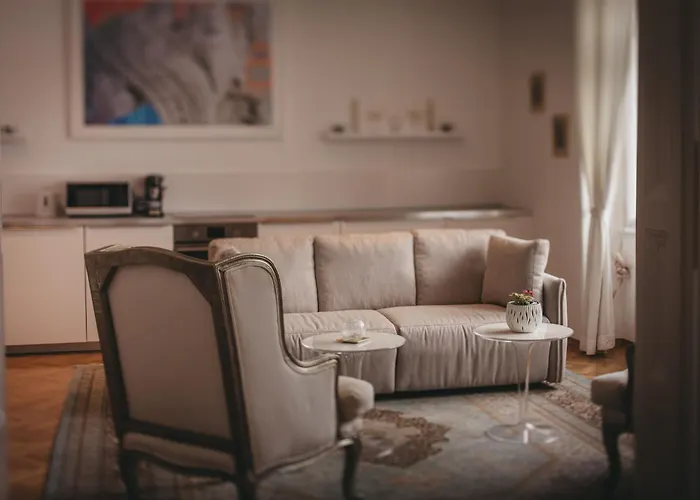 Ab - Filip Λιουμπλιάνα